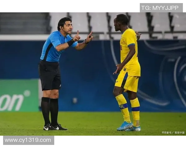 足球场上的小巨人最矮足球明星如何用实力征服世界